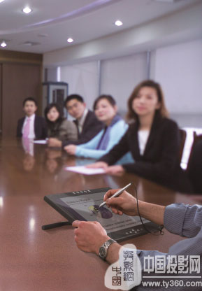 �߹�Ʒ�ʣ�׿������������ʾSMART PodiumҺ���������ɹ��ؾ�