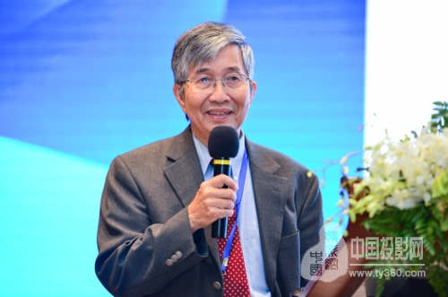 庆祝OLED发明30周年--OLED发明人邓青云将