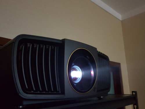 ��������ͶӰ֮4K����󹫿�