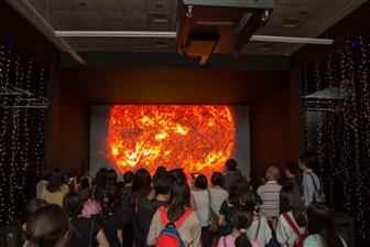 ̨�����Ѱ�����ɳ���8K��ʾ��̬ϵͳ