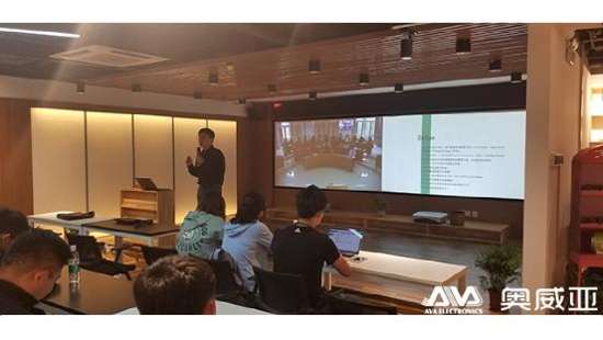 �����ձ������ɽ�����족��ѧ�ռ���