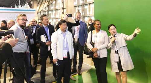 ����ȫ������ȡ�ǻ�У԰�������ٲ��𣬴ٽ�������Ϣ���ĸ