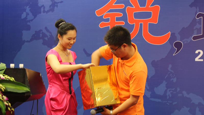 2011����ȡ��ƷѲչͼ��