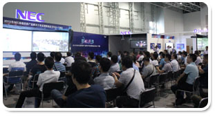 2013��NEC�߶�ͶӰ��Ʒ�������Ѳչ����Ʒ���������վ�ֳ�